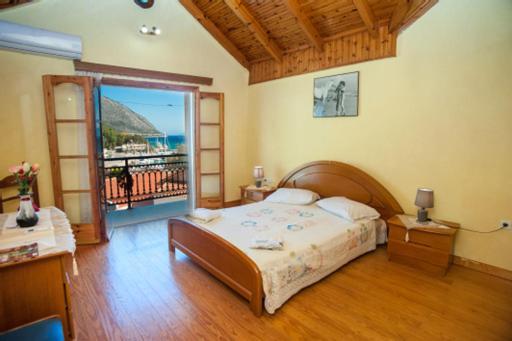 Fernanda'S Traditional 2 Floor House Villa Poros  Екстериор снимка