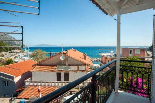Fernanda'S Traditional 2 Floor House Villa Poros  Екстериор снимка