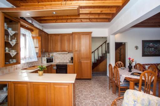Fernanda'S Traditional 2 Floor House Villa Poros  Екстериор снимка