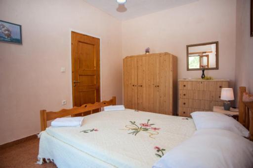 Fernanda'S Traditional 2 Floor House Villa Poros  Екстериор снимка