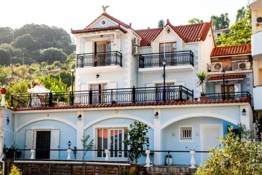 Fernanda'S Traditional 2 Floor House Villa Poros  Екстериор снимка